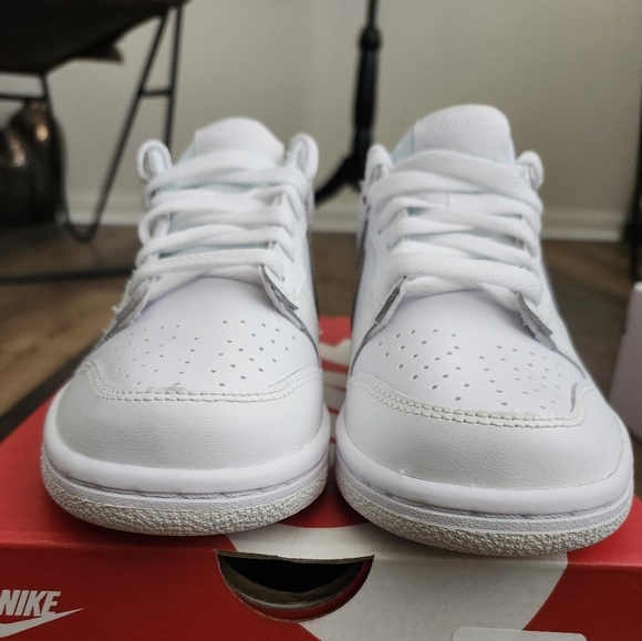 Nike Dunk Low White Pink (GS) - Picture 7 of 12